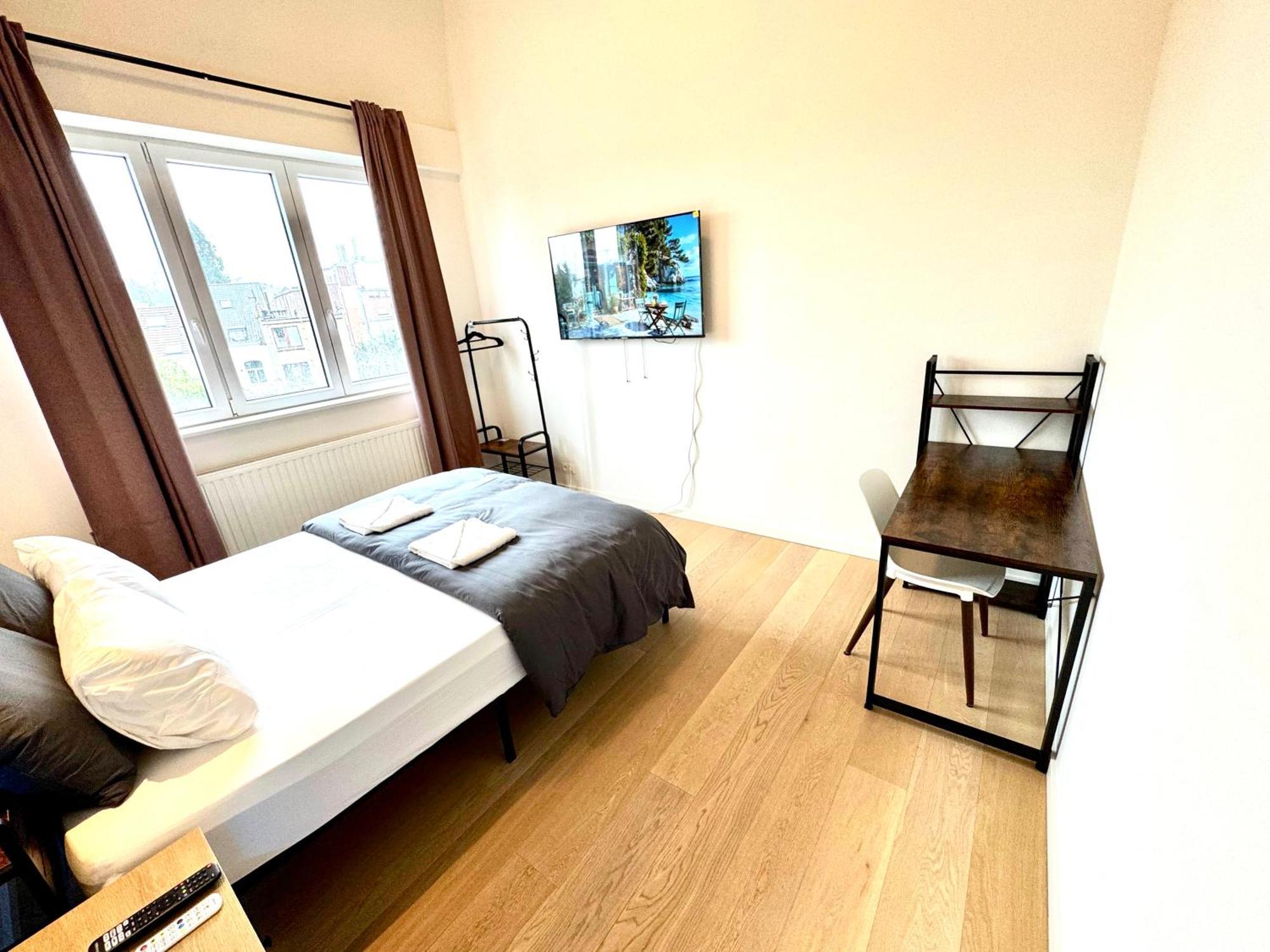 Ulb & Cambre Cosy Duplex Homestay *